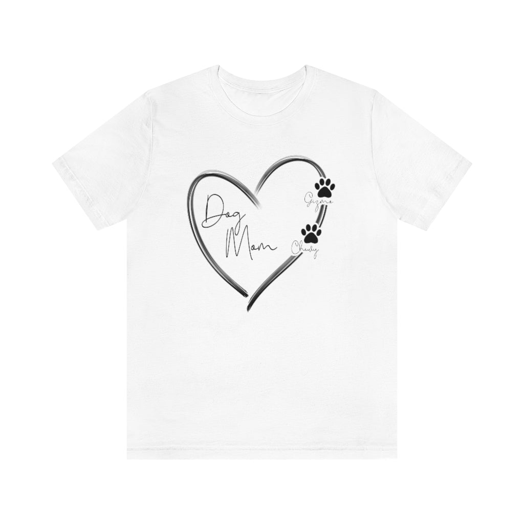 Dog Mom Heart Tshirt. White.